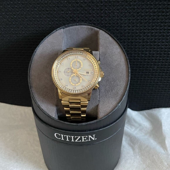 citizen® eco-drive™ nighthawk men's watch - Picture 4 of 7